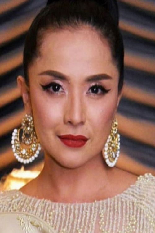 Suhaillah Salam as Amelia