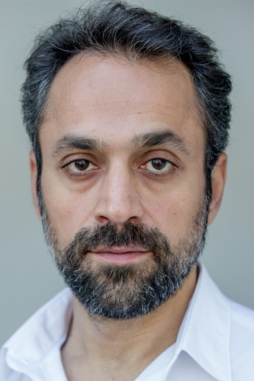 Majid Bakhtiari as Behnam