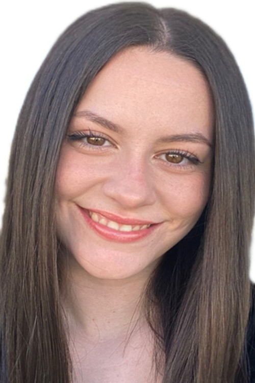 Karen Lebrón as Mónica