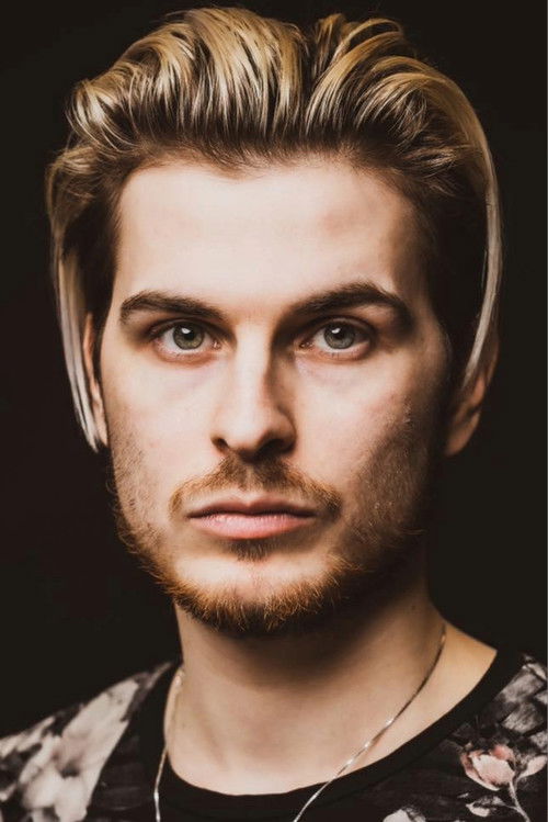 Joey de Boer as Drums