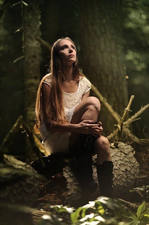 Melis Kolçak as Şey / Thing