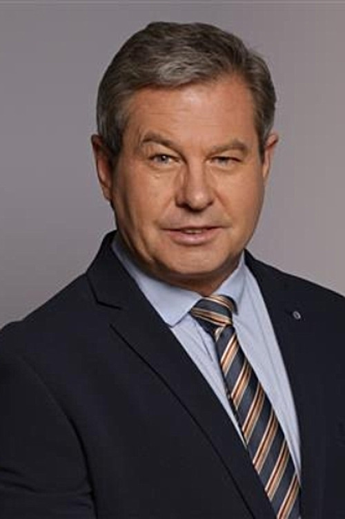 David Vlok as Police Officer