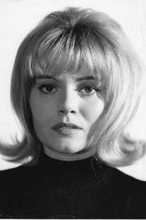 Anita Höfer as Prostitute at Station (credited as Anita Hofer)