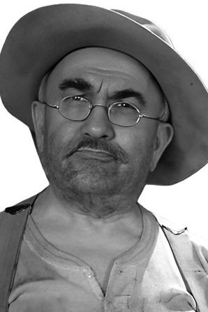 Fred Essler as Baron Karl Ludwig von Ettenburg