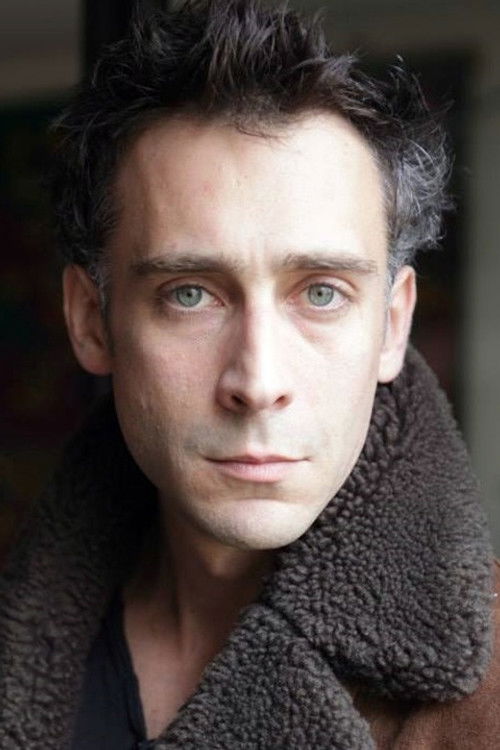 Blaise Poujade-Perrot as Père