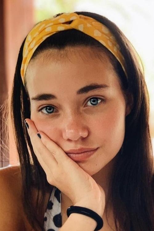 Federica Garcia as Paula