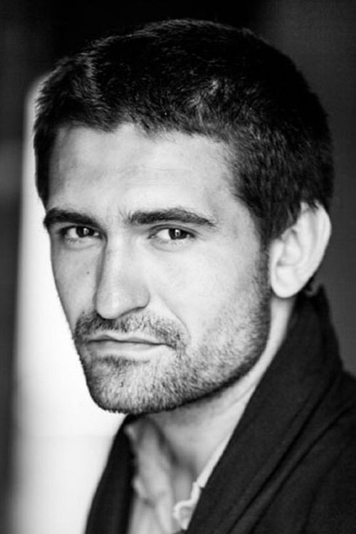 Dmytro Yaroshenko as Vasyl Stus