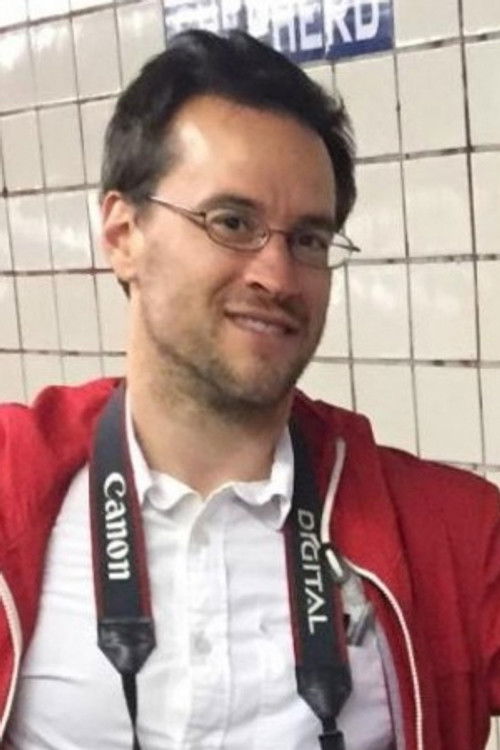 Michael Bartolomeo as Soldato