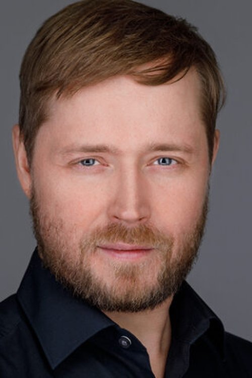 Sergei Furmanjuk as Strelnikov