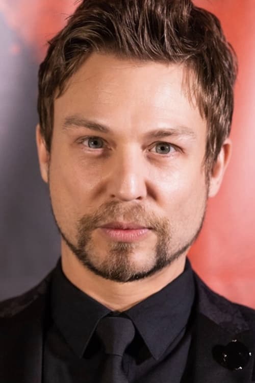 Michael Cervantes as Sam Cooper