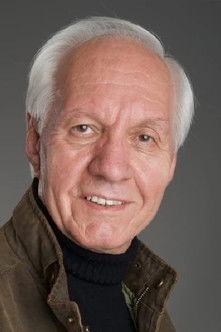 Antonios Baxevanidis as Sick Old Man