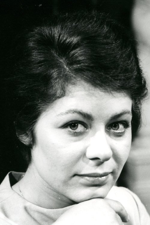 Marian Gräns as Helen Andersson