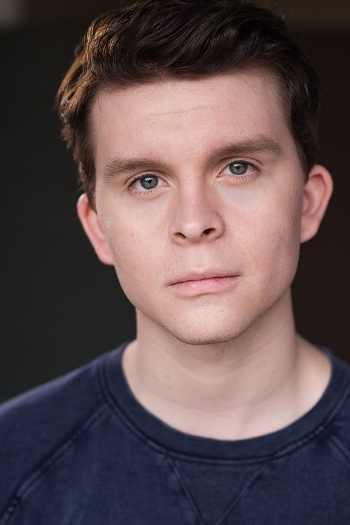 Adam Hochstetter as Gavin