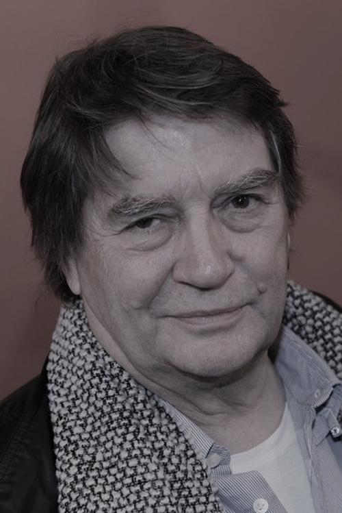 Roger Fritz as Giulio Lamberti