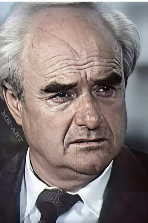 Ilia Shyti as Babai i Etleves