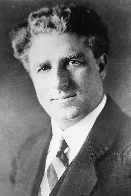 Giovanni Martinelli as 