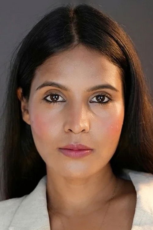 Naaz Shaikh as Thooya