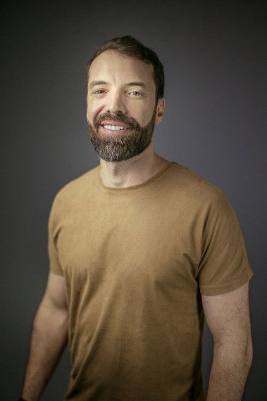 Marcello Crawshaw as Cleber