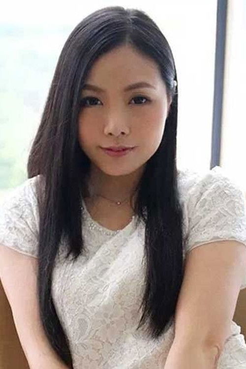 Koyuki Amano as Yosimi Kiritani