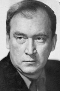 Nikolay Grabbe as Captain Buran (voice)