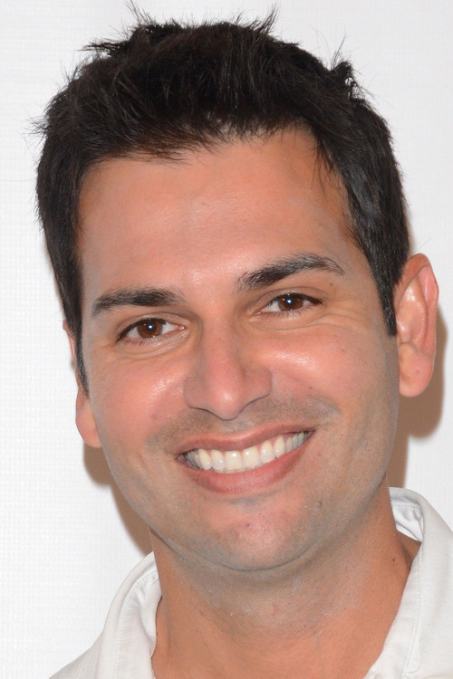 Adrian R'Mante as Peter