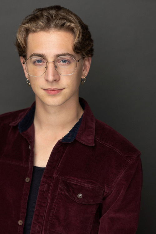 Otto Klemp as Kellen