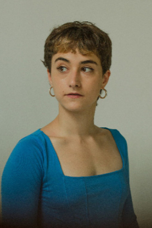 Beatriz Fabregat as 