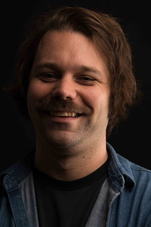 Maxime Gervais as Maxime Gervais / James / Magicien / Maître Nintendo / Claude Crest