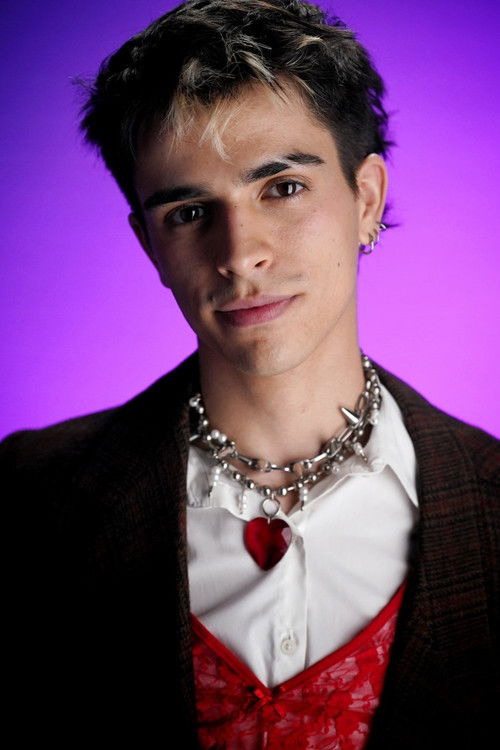 Joaquín Reficco as Zeki