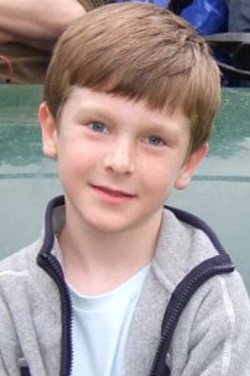 Cameron Spurr as Leo