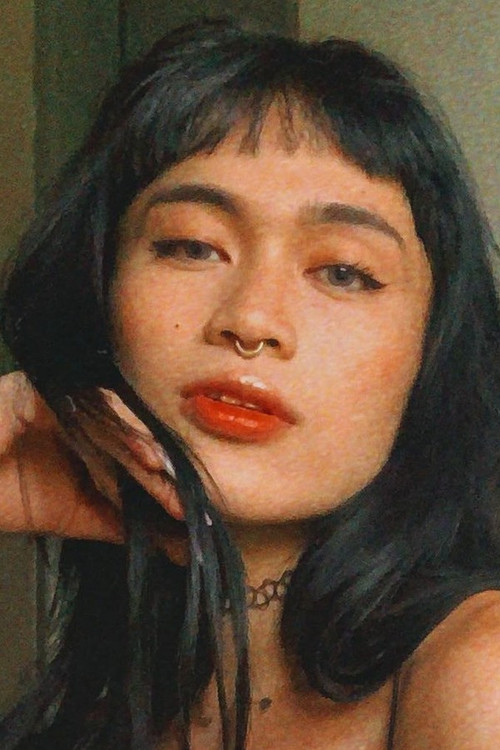 Lance Reblando as Leigh