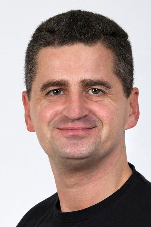 Petr Burian as Harýk