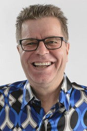 Mato Valtonen as Manager