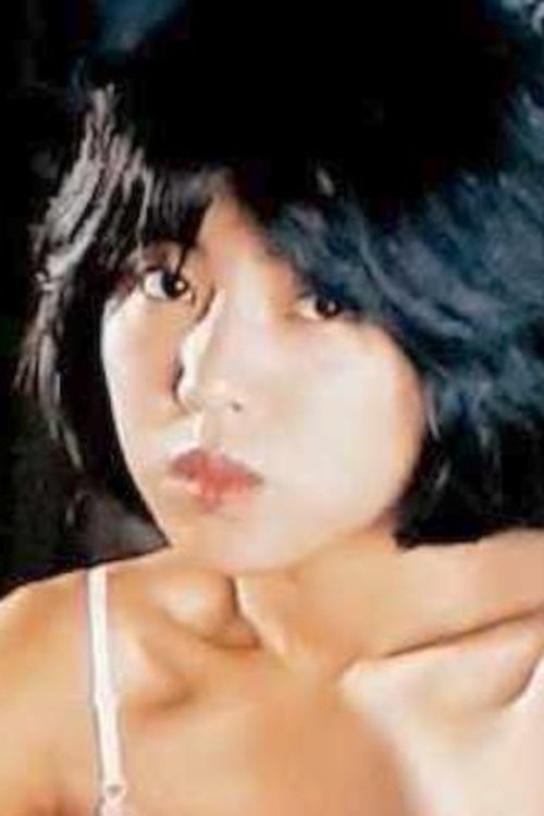 Rino Shimazaki as Chased Woman