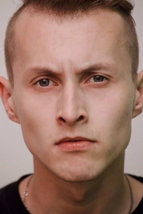 Roman Kolotukhin as Young Policeman