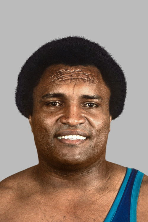 Carlos Colon, Sr. as Carlos Colon