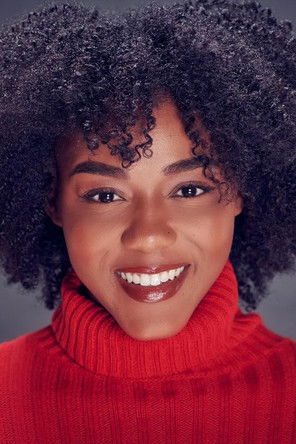 Nia Holloway as AJ Johnson