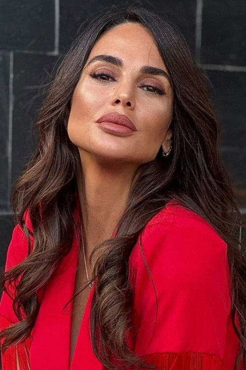 Cynthia Martínez as 