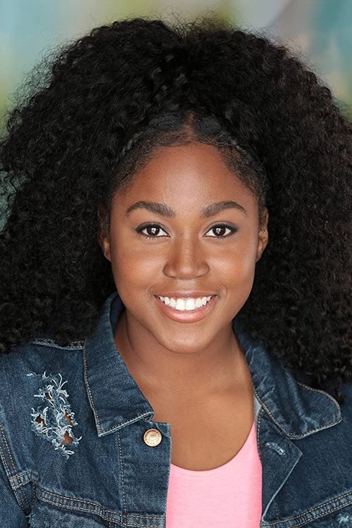 Zamani Wilder as Zoe Taylor
