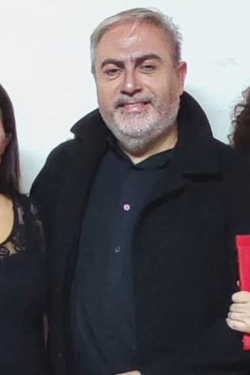 José Luis Moreno as Dottore Grenvil
