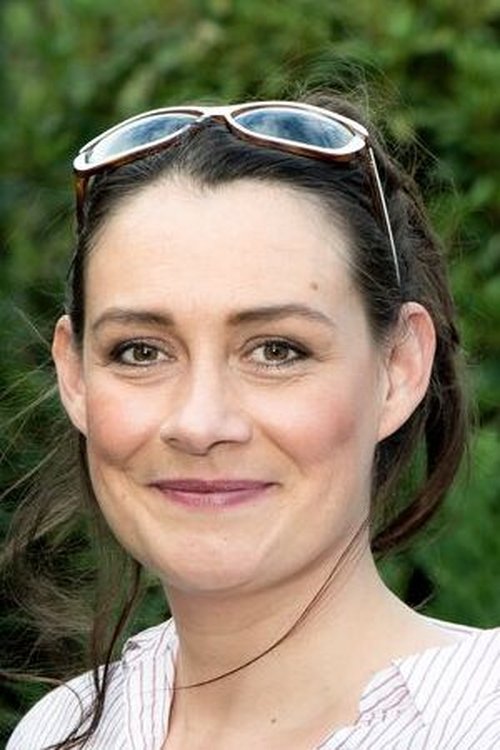 Patsy Van der Meeren as Laurence Tossyn