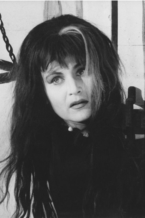 Nina Voda-Mocreac as 