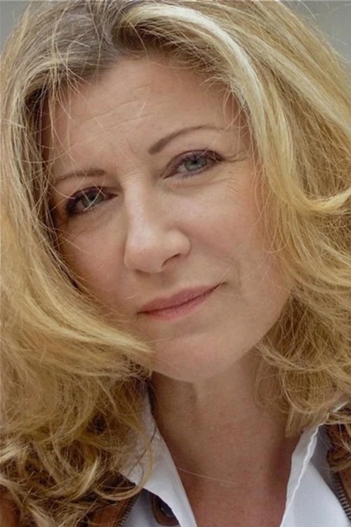 Céline Duhamel as Mimi