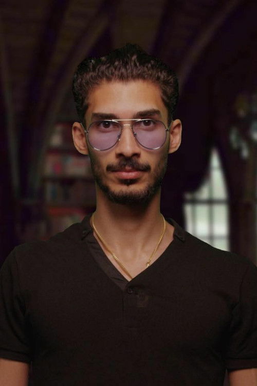 Aydin Vahneshan as Homem