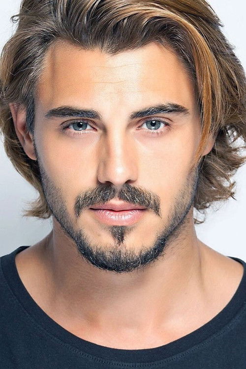 Francesco Maria Monte as Cannavale