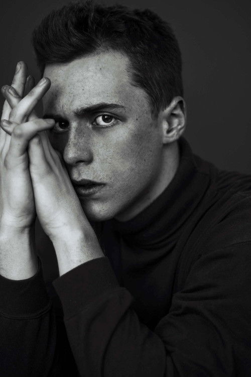 Jean Xavier Bois as Fred