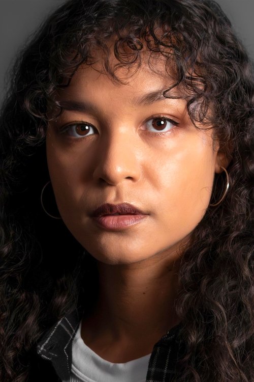 Michika McClinton as Kidnapped Girl