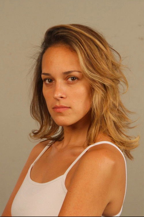 Natalia Brandes as Maestra de ceremonias