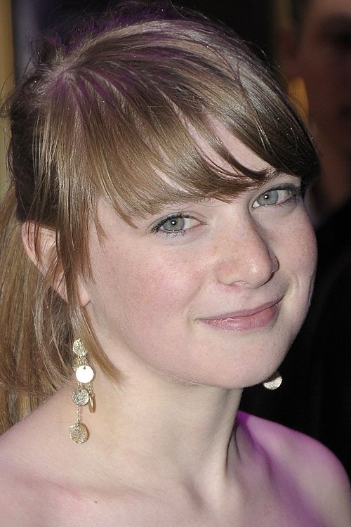 Amber Beattie as Gretel