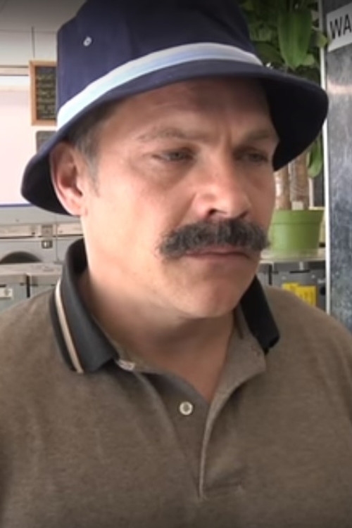 Jonathan Avildsen as Druggy